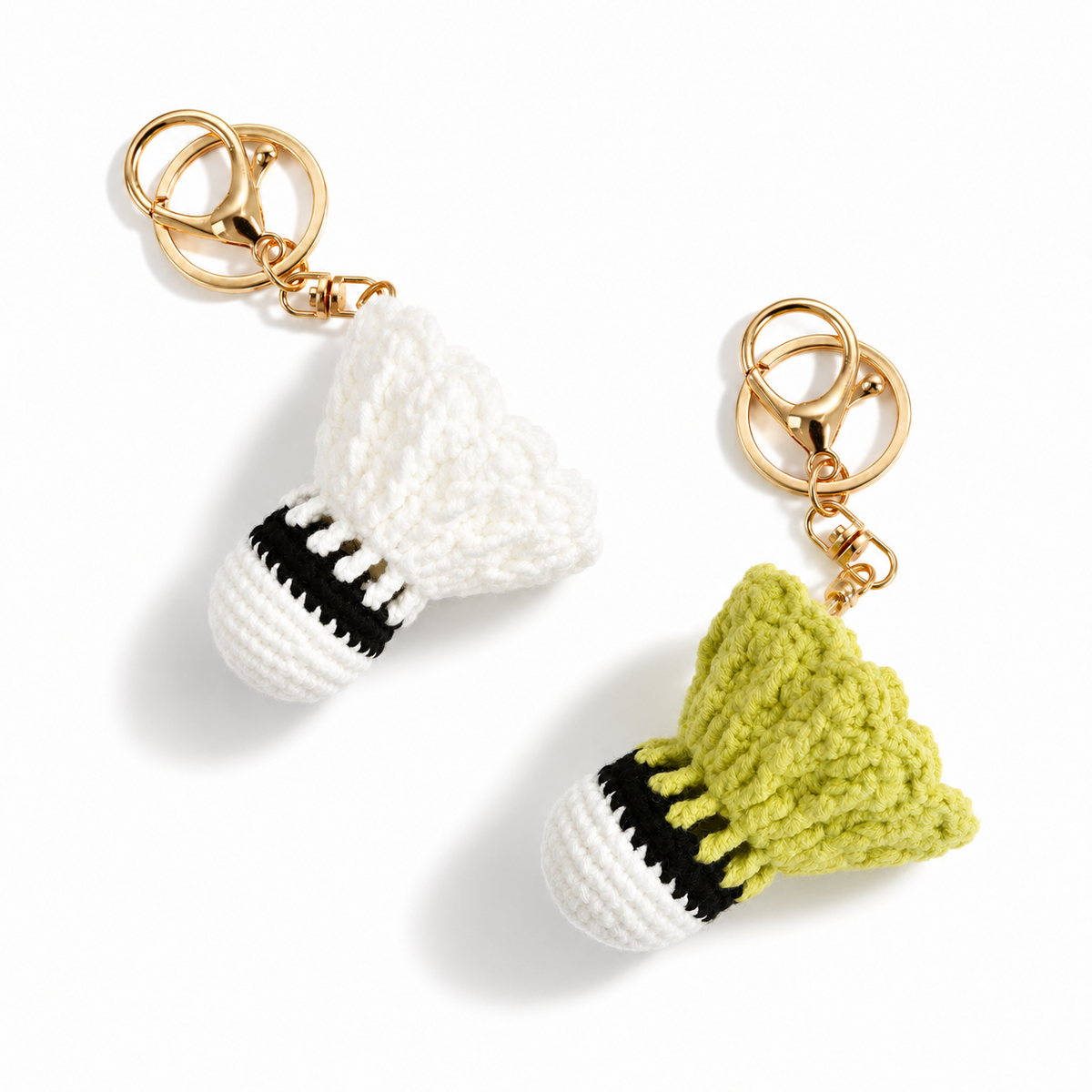 Feather Shuttlecock Keychain – Hand-Crocheted Badminton Bag Charm